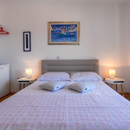 Apartmani Jakic 2 赫瓦尔 外观 照片